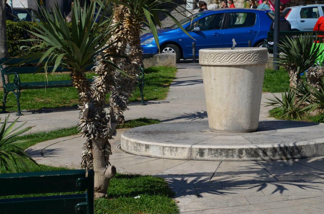 Apartments Dida Split Buitenkant foto